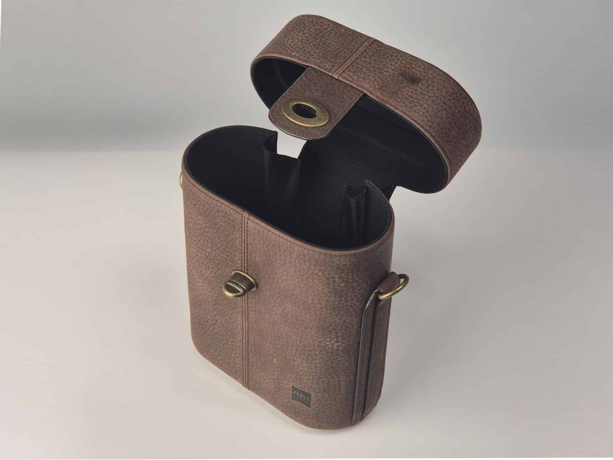 Zeiss Dialyte Effortless Lid Opening